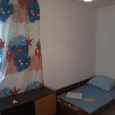 Apartman Manuella アパート